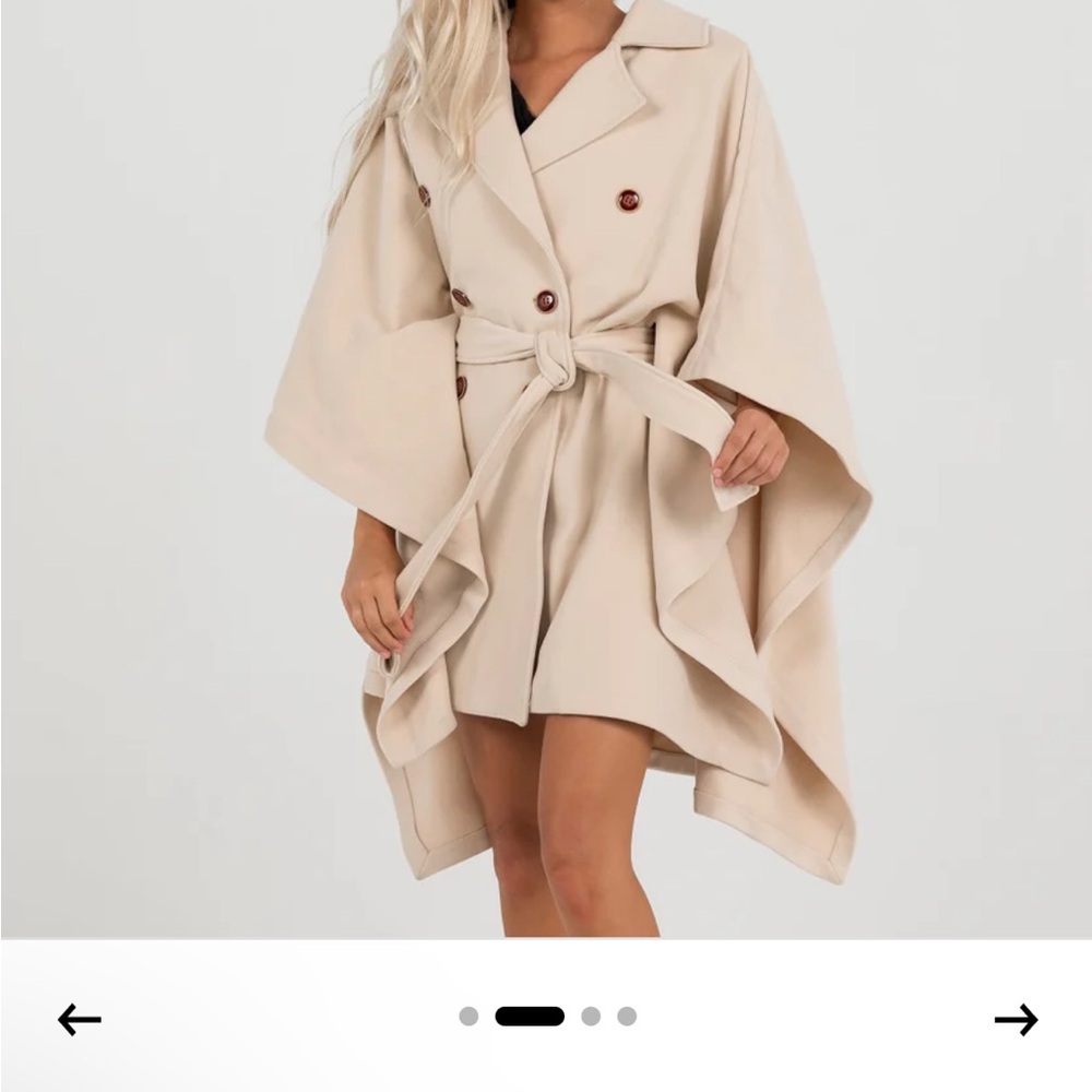 Aleeza Paris Buttoned Cape coat beige size M NWT